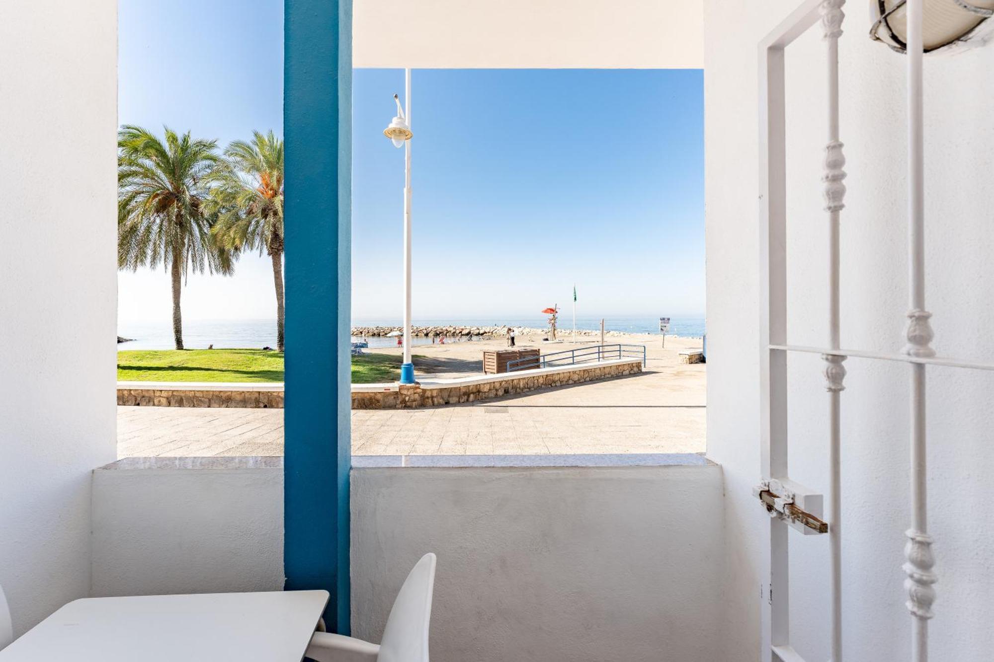 A La Orilla Del Mar, Pedregalejo Daire Rincón de la Victoria Dış mekan fotoğraf