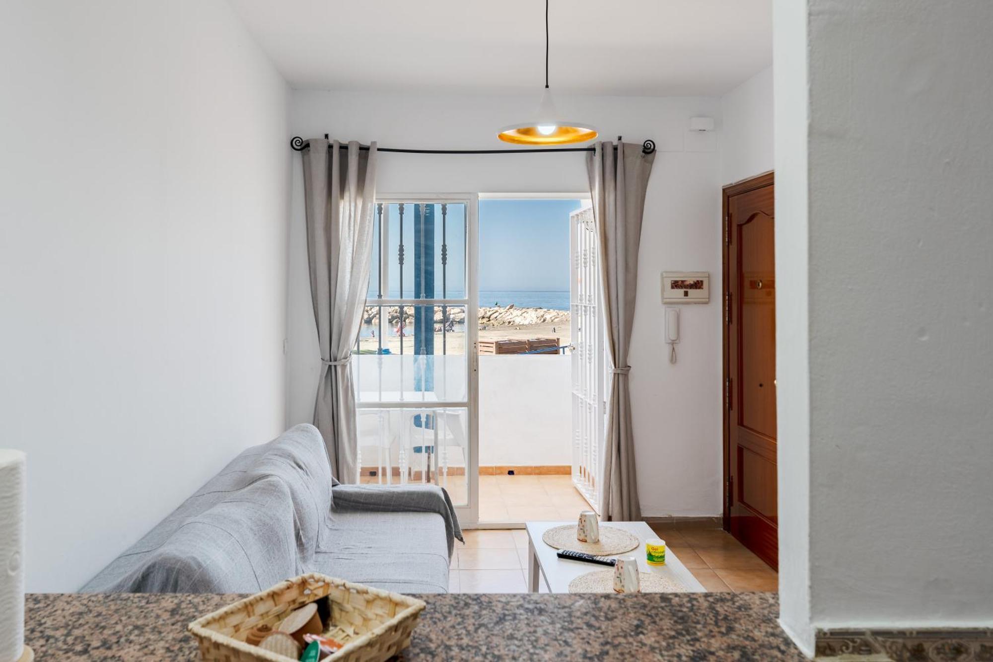 A La Orilla Del Mar, Pedregalejo Daire Rincón de la Victoria Dış mekan fotoğraf